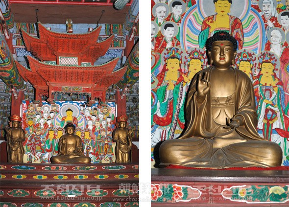 970年に建立された観音寺（現在の建物は1646年に修復されたもの）の仏壇（左）と観音寺の仏像