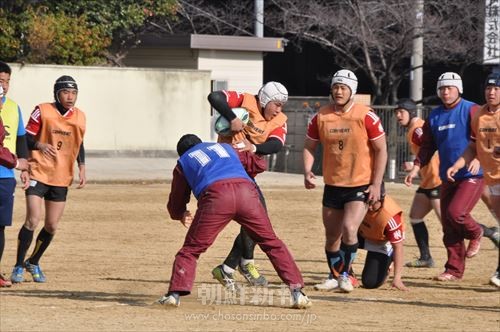 「全国」大会前に、東京と大阪朝高が合同で練習を行った。