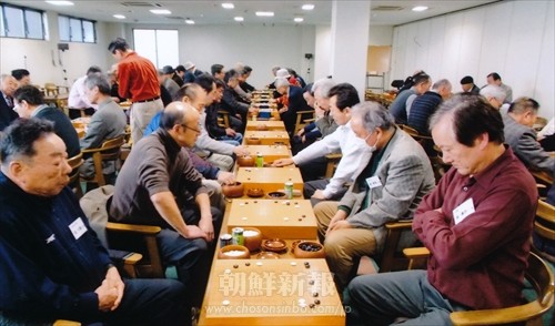 大阪で行われた近畿同胞囲碁交流会