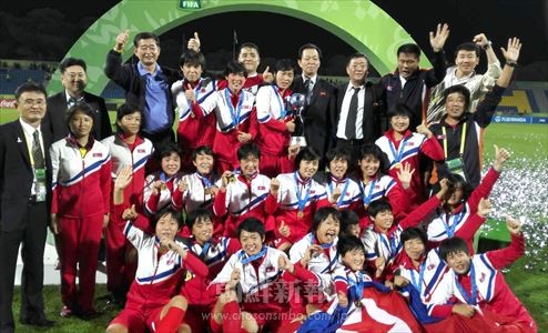 優勝に歓喜する朝鮮チーム（在日本朝鮮人蹴球協会提供）