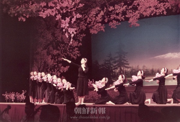 〈民族教育と朝鮮舞踊 4〉国立平壌マンスデ芸術団の日本公演