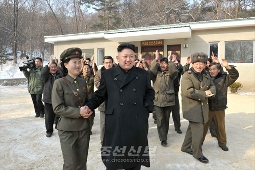 김정은원수님께서 마두산혁명전적지를 돌아보시였다.(조선중앙통신)