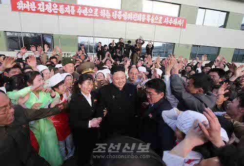김정은원수님께서 조선인민군 11월2일공장을 또다시 현지지도하시였다.(조선중앙통신)
