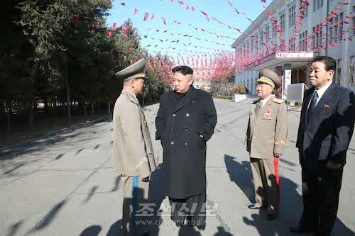 김정은원수님께서 9일, 김일성정치대학을 방문하시고 인민군장병들과 함께 최고인민회의 대의원선거를 위한 제105호구 제43호분구선거장에서 선거에 참가하시였다.(조선중앙통신)